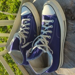Purple Chuck Taylor Converse 8/10